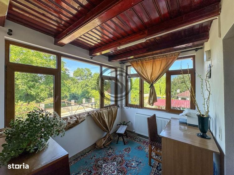 Casă cu 4 camere în Piatra