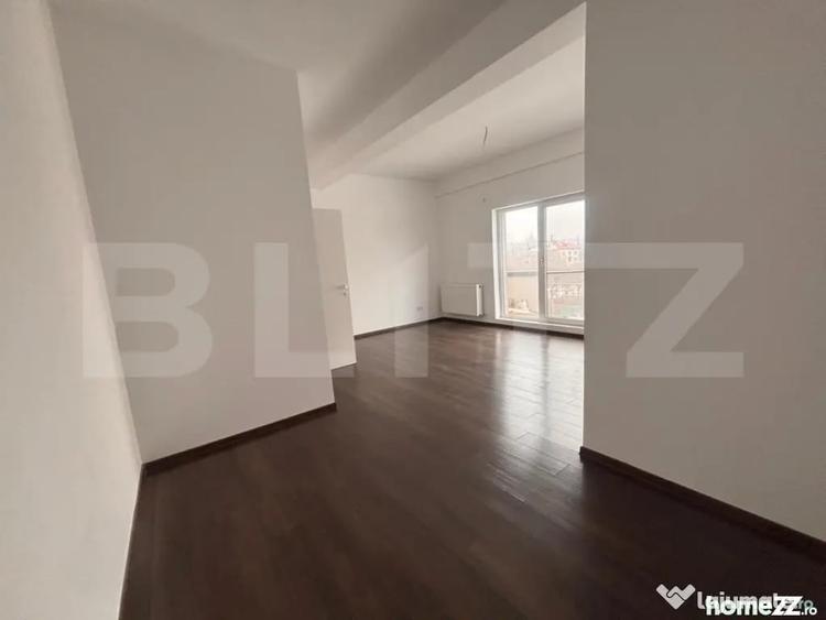 Apartament cu 3 camere decomandat în Viforâta