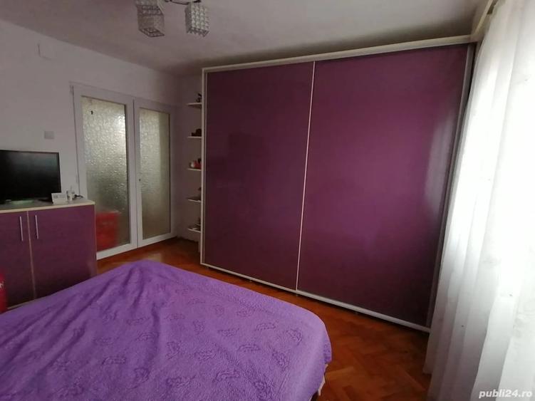 Casă cu 3 camere în Central
