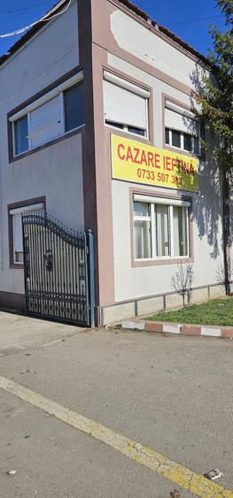 Casă cu Teren 2585 Mp în Central