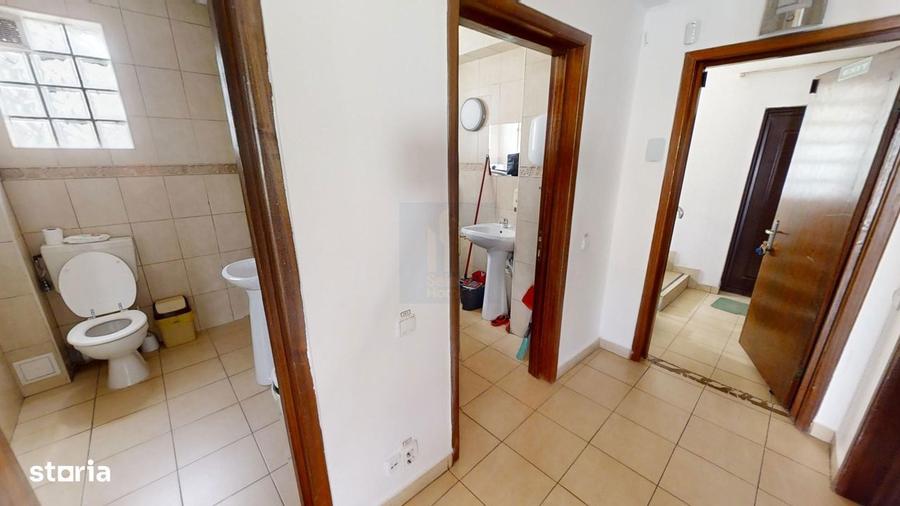 Casă cu 7 camere cu Canalizare în Plevnei