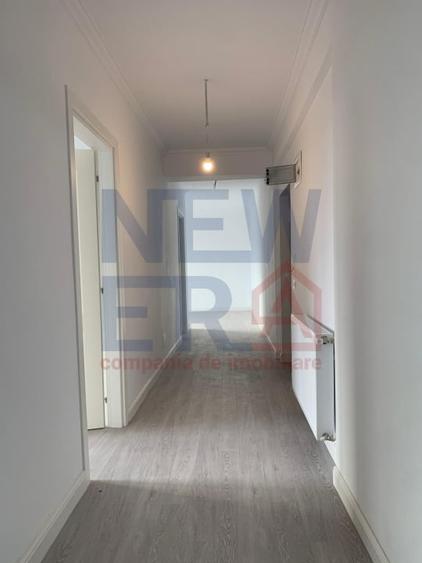 Apartament cu 3 camere decomandat în Chitila