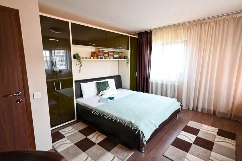 Casă cu 7 camere cu Teren 286 Mp în Chiajna