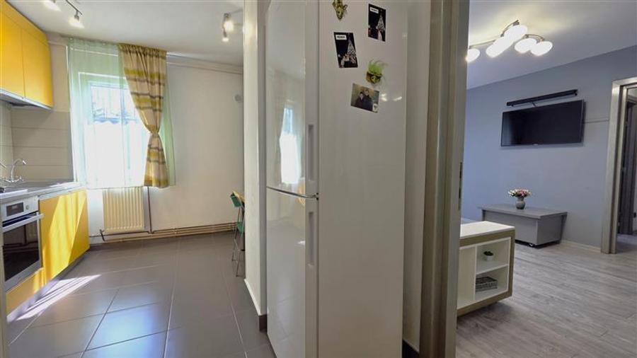 Apartament cu 2 camere semidecomandat, mobilat în Astra