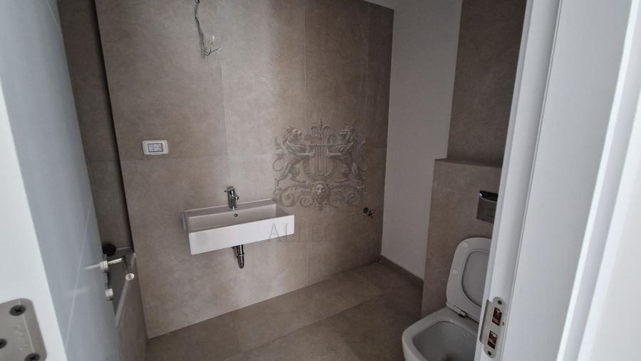 Apartament cu 2 camere decomandat în Colentina