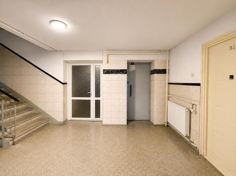 Garsonieră decomandată în Unirii