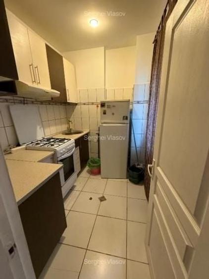 Apartament cu 2 camere decomandat, mobilat în Decebal