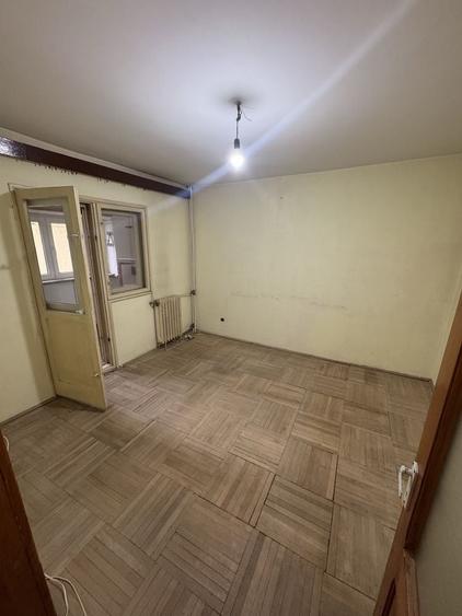 Apartament cu 2 camere decomandat în Sud