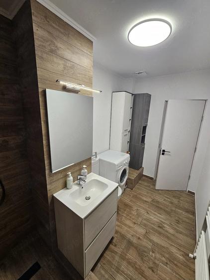 Apartament cu 2 camere decomandat, mobilat în Dacia