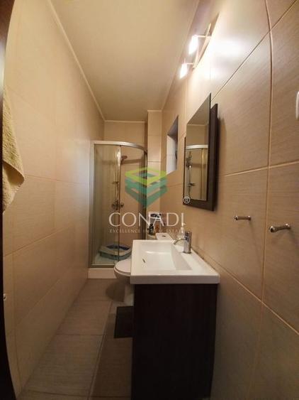 Casă individuală cu 5 camere cu Teren 370 Mp în Băneasa