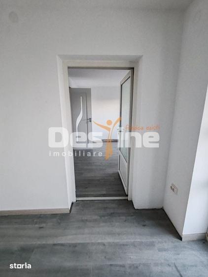Casă cu 3 camere cu Teren 1800 Mp în Central