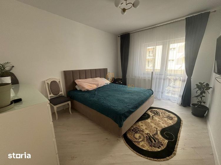 Apartament cu 3 camere, mobilat în Sud