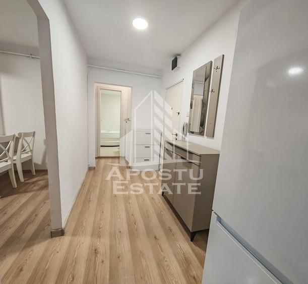Apartament cu 2 camere decomandat, mobilat în Soarelui