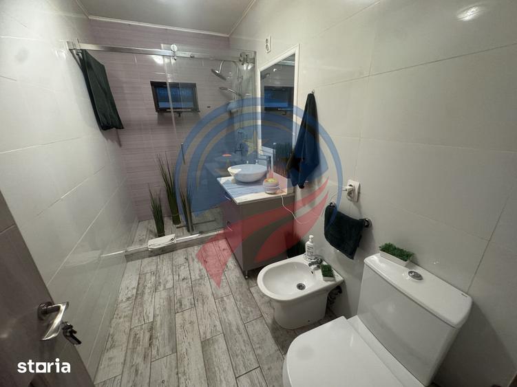 Casă cu 3 camere cu Teren 260 Mp în Central