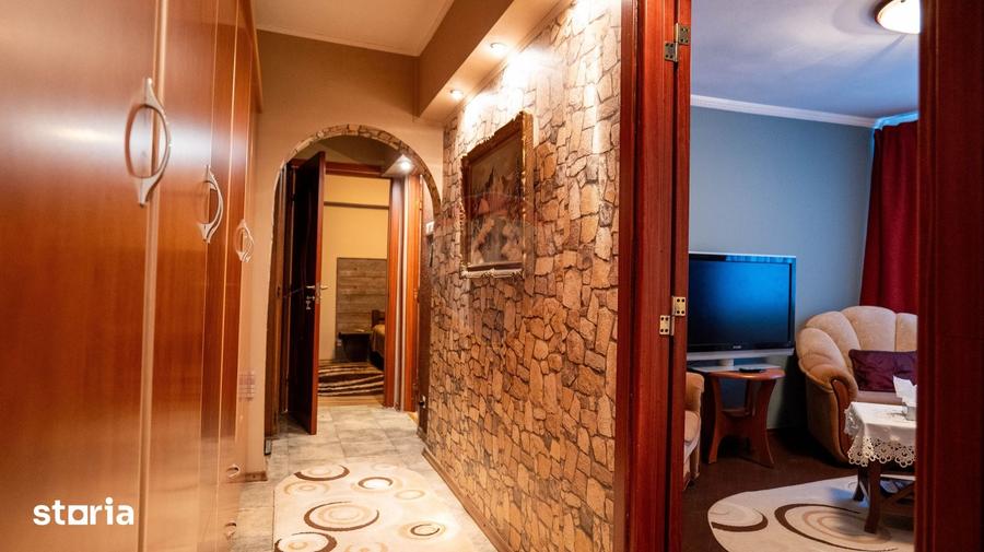 Apartament cu 3 camere decomandat în Pantelimon
