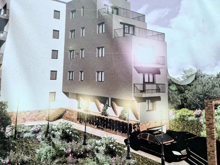 Apartament cu 3 camere decomandat în Andronache
