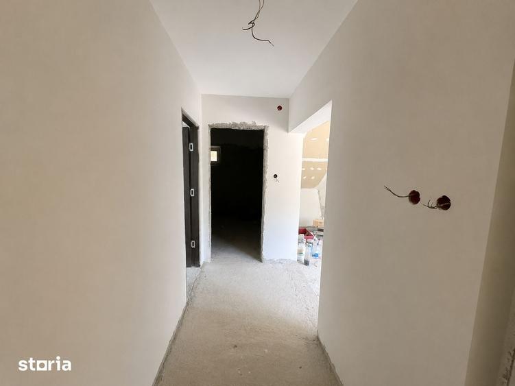 Casă cu 4 camere cu Teren 368 Mp în Bogați