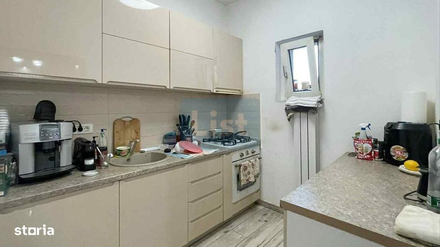 Casă cu 4 camere în Câlnic