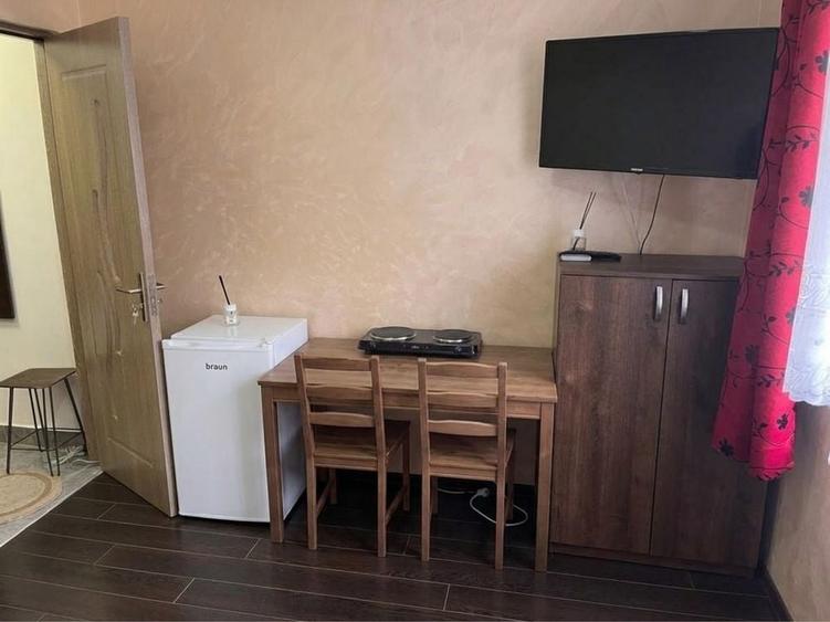 Garsonieră decomandată în Steaua