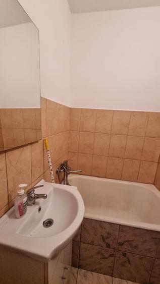 Apartament cu 2 camere semidecomandat în Micro 14