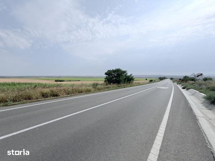Teren de 35000 mp, în Central