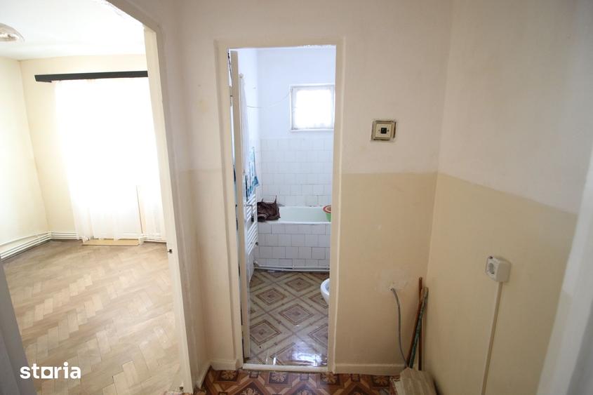 Apartament cu 2 camere în Micro 40