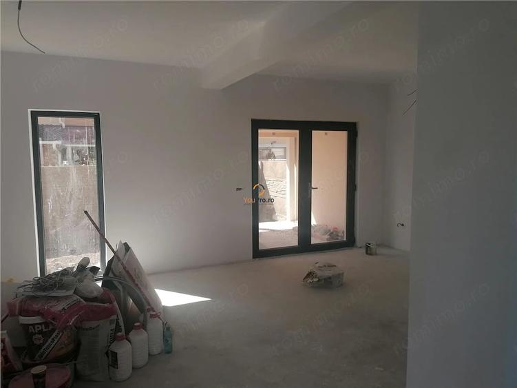 Casă cu Teren 200 Mp în Central