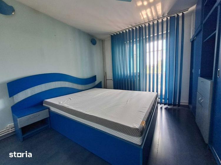 Apartament cu 3 camere decomandat în Lipovei