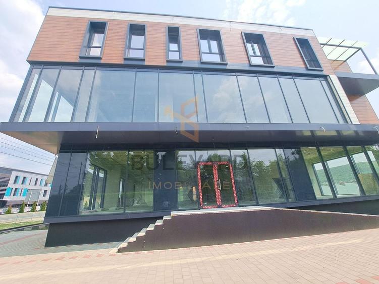 Spațiu comercial, de 1,365 mp, în Sânnicoară