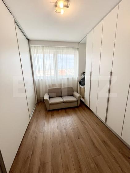 Apartament de vânzare, 3 camere, 71 mp, Bulevardul Dacia - 7
