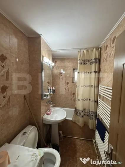 Apartament cu 2 camere decomandat în Traian