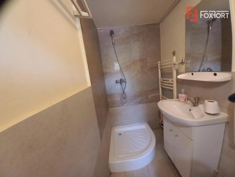 Casă cu 4 camere cu Teren 479 Mp în Crișan