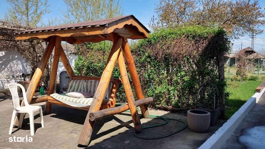 Casă cu 4 camere în Bulimanu