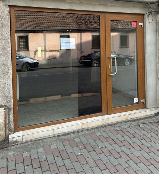 Spațiu comercial, de 35 mp, în Central