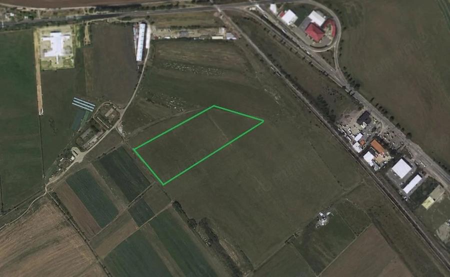 Teren de 40000 mp, în Industrială