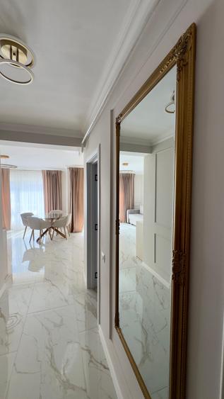 Apartament cu 2 camere semidecomandat în Lisaura