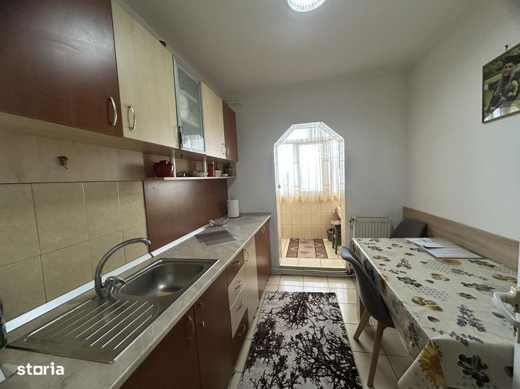Apartament cu 2 camere decomandat în Central