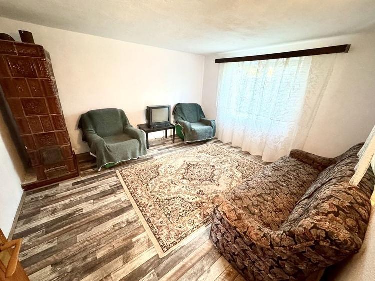 Casă cu 2 camere în Malu Mare