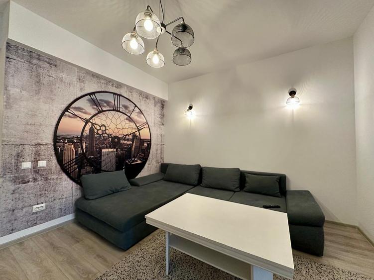 Apartament cu 2 camere decomandat în Central