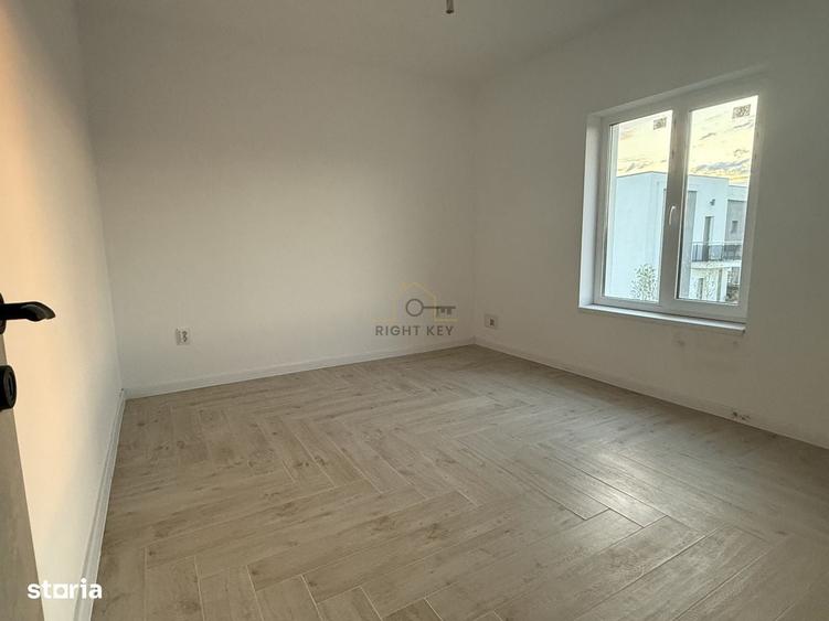 Casă cu 4 camere în Săbăreni