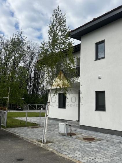 Casă individuală cu 5 camere cu Canalizare în Corbeanca
