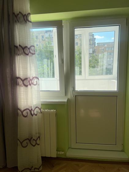 Apartament cu 4 camere decomandat în Timpuri Noi