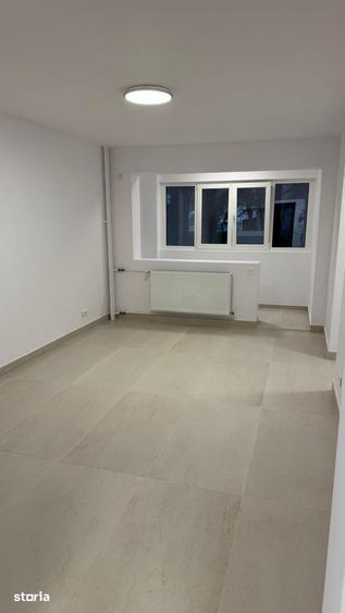 Spațiu comercial, de 54 mp, în Drumul Taberei