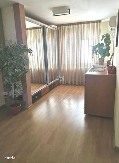 Apartament cu 4 camere decomandat în Nord