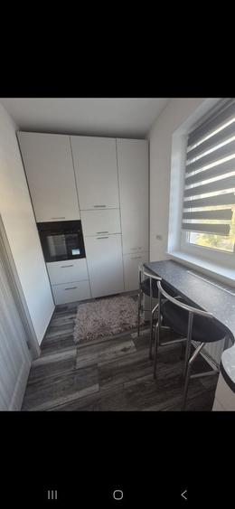 Garsonieră decomandată în Prundu