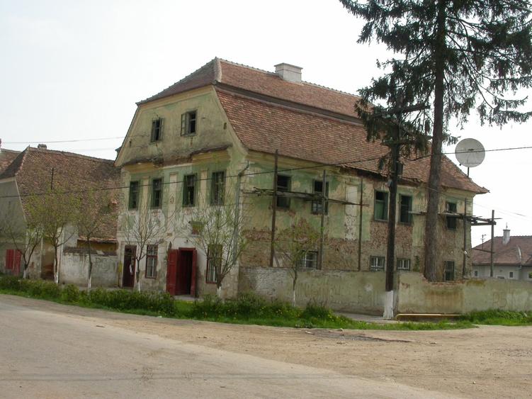 Casă cu 8 camere cu Teren 1271 Mp în Nocrich