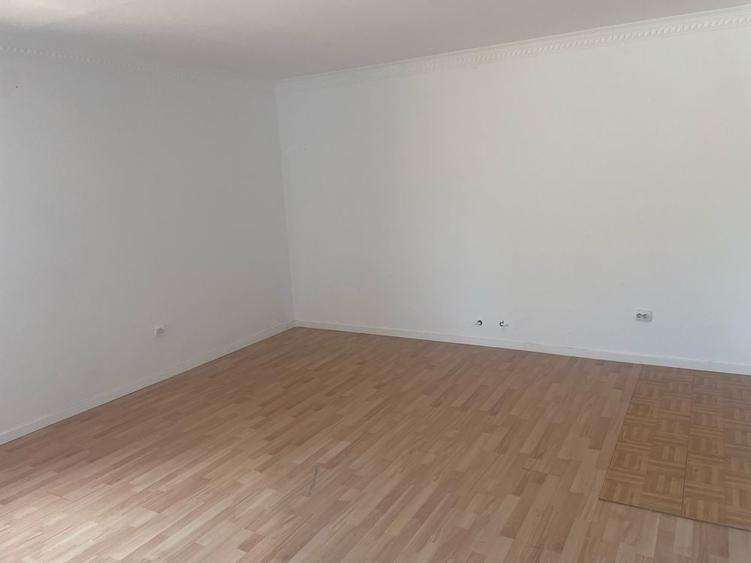 Casă cu 3 camere în Arcalia