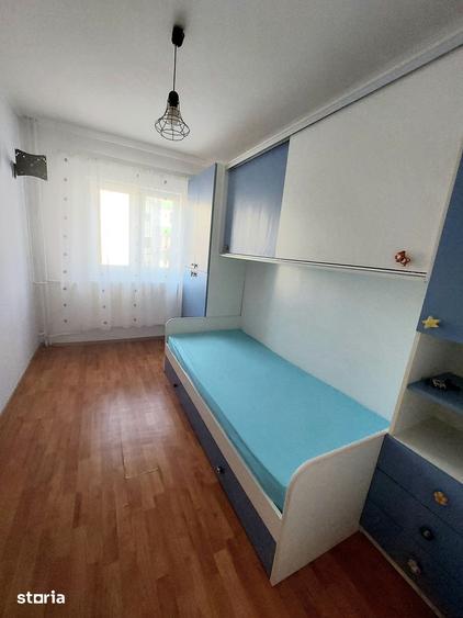 Apartament cu 3 camere decomandat în Decebal