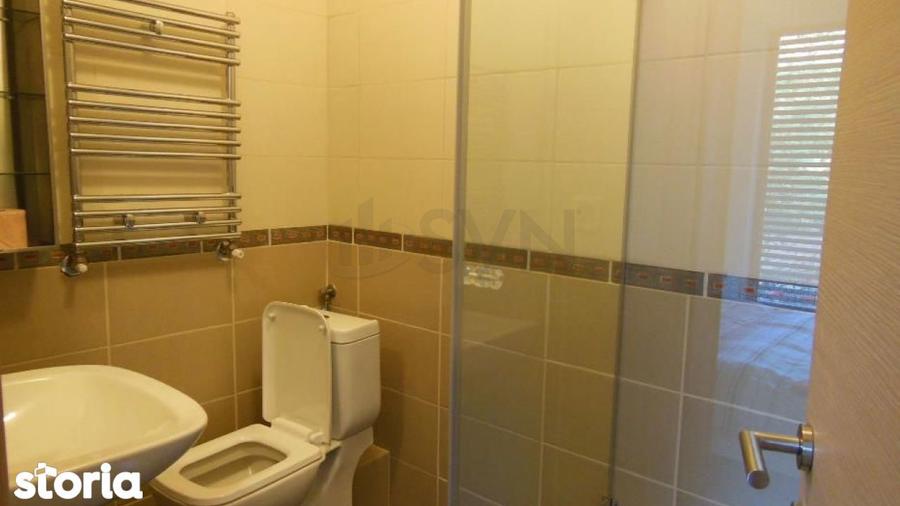 Apartament cu 3 camere, mobilat în Aviatorilor
