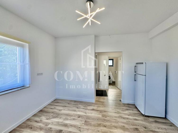 Casă individuală cu 4 camere cu Teren 389 Mp în Dezmir